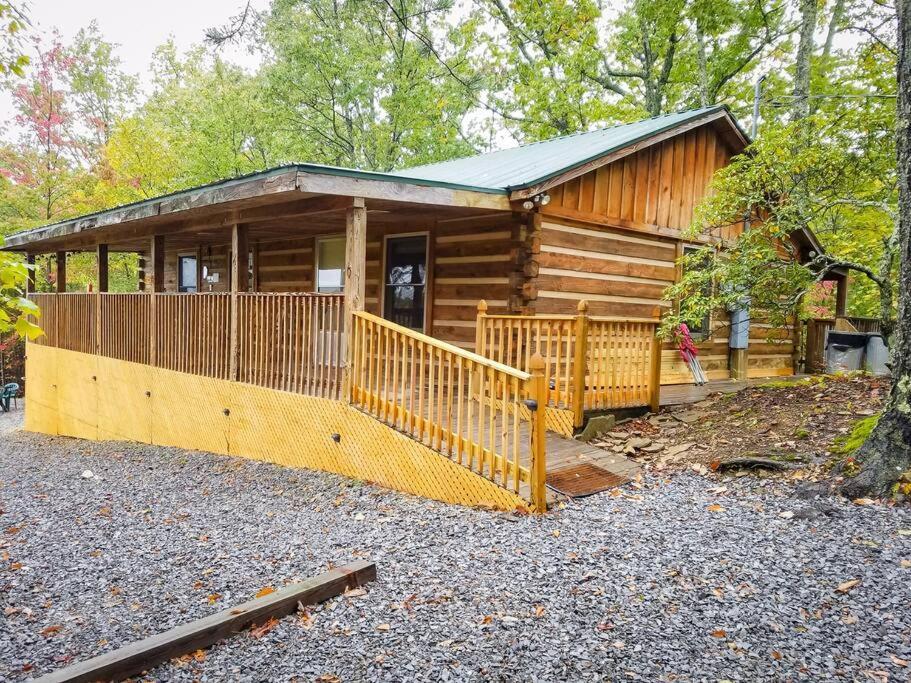 Rustic Cabin Сев'єрвілл Екстер'єр фото