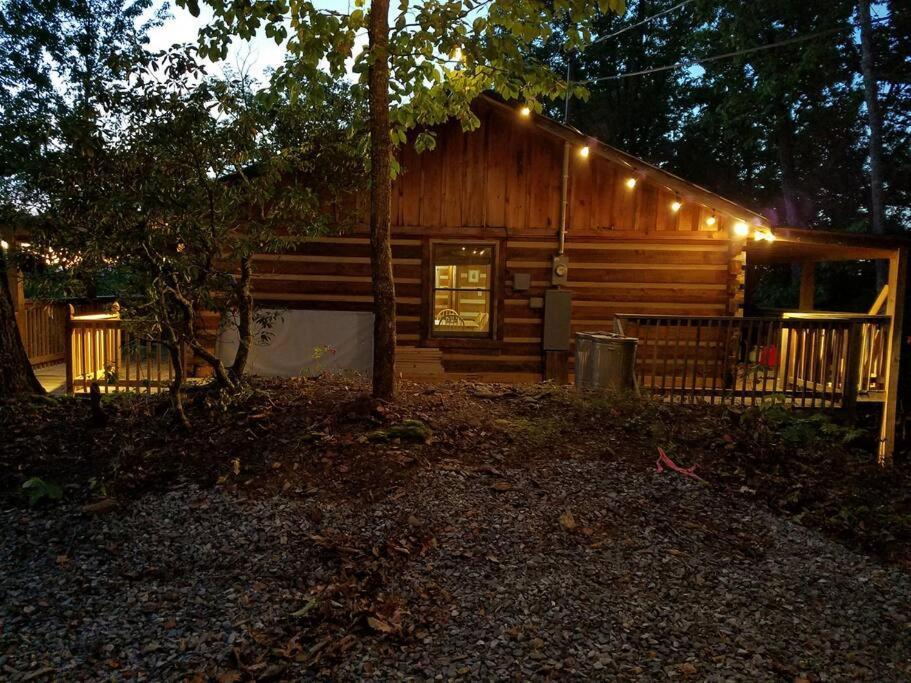Rustic Cabin Сев'єрвілл Екстер'єр фото