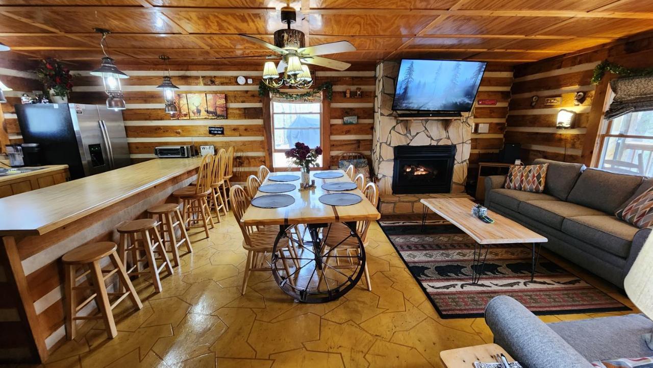 Rustic Cabin Сев'єрвілл Екстер'єр фото
